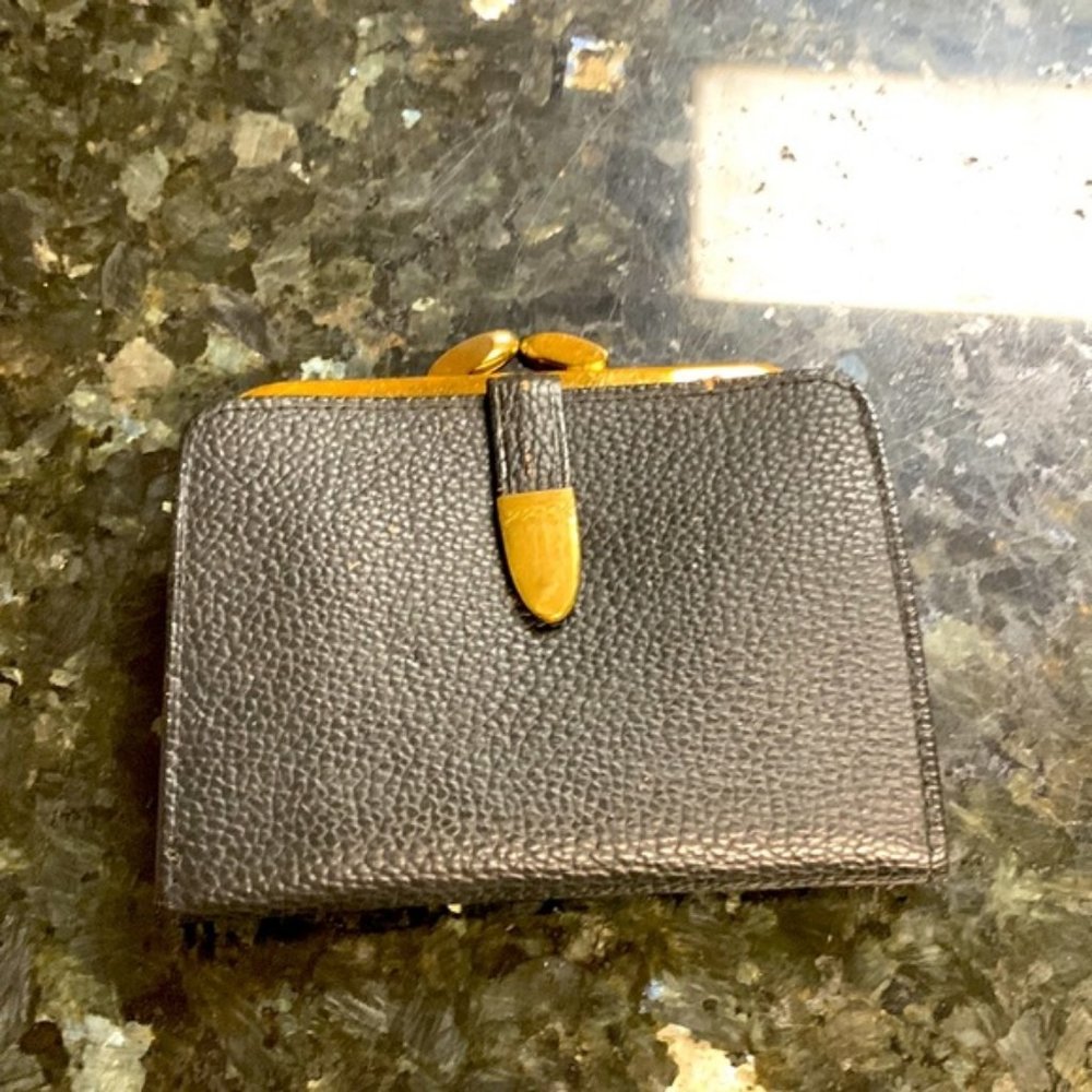 Vintage Kiss Lock Billfold Wallet - Picture 1 of 7